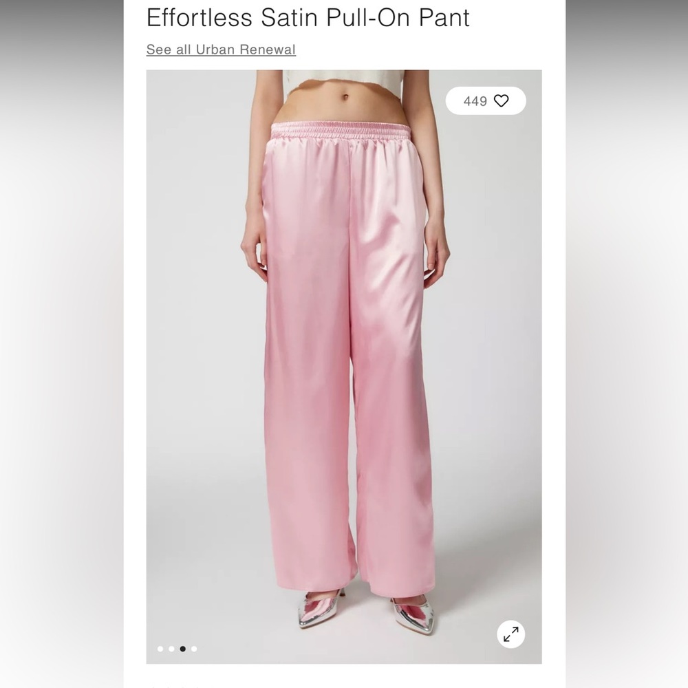 Satin Silky Pants Urban Outfitters in light pink